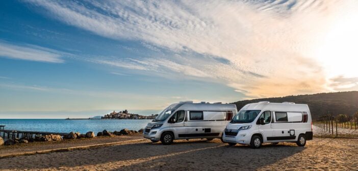 Il camper conquista gli italiani: nel 2025 boom di immatricolazioni e turismo itinerante