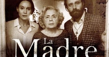 La Madre – fili di Voce: al Teatro Tor Bella Monaca un viaggio emotivo nel legame originario