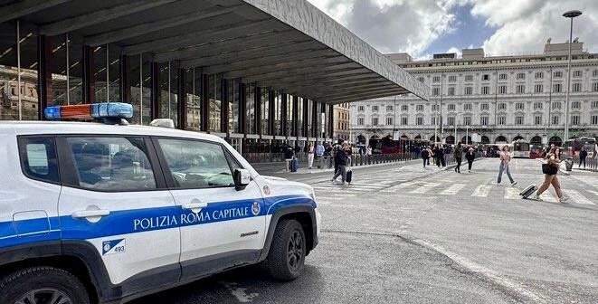 Stazione Termini, fermato spacciatore con ordine di rintraccio: 35enne tradotto a Rebibbia