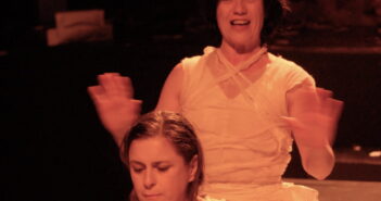 Torna fra nove mesi: il teatro che graffia l’anima e trasforma il dolore in verità