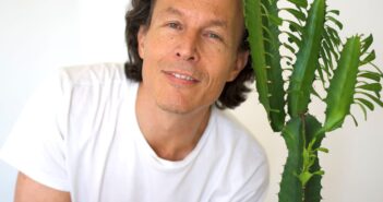 Roberto Zibetti porta “Il Manoscritto” a Roma: tre giorni di teatro immersivo al Teatro Trastevere