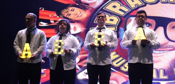 “Abracadown” diventa tour: a Roma la magia che abbatte i pregiudizi conquista tutti