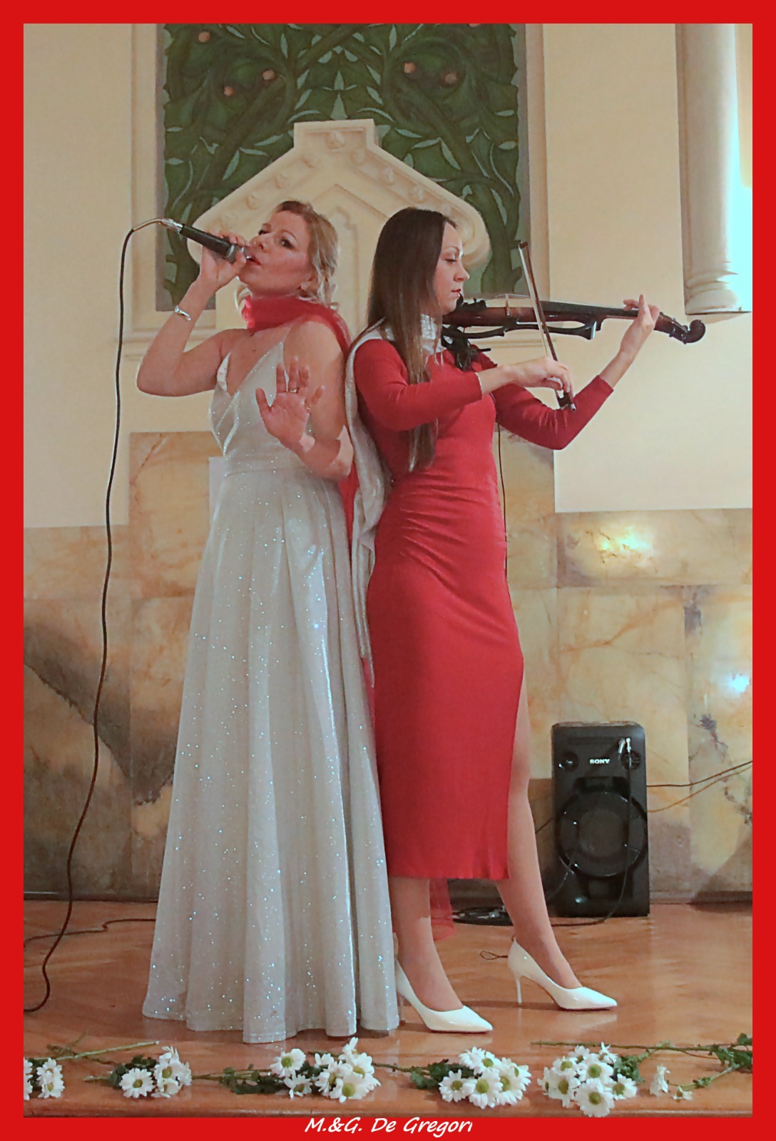 Natalia Simonova e la violinista Anastasia