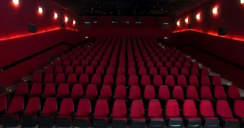 Non c’è Italia senza cinema: la lettera aperta che accende il dibattito sul futuro del settore