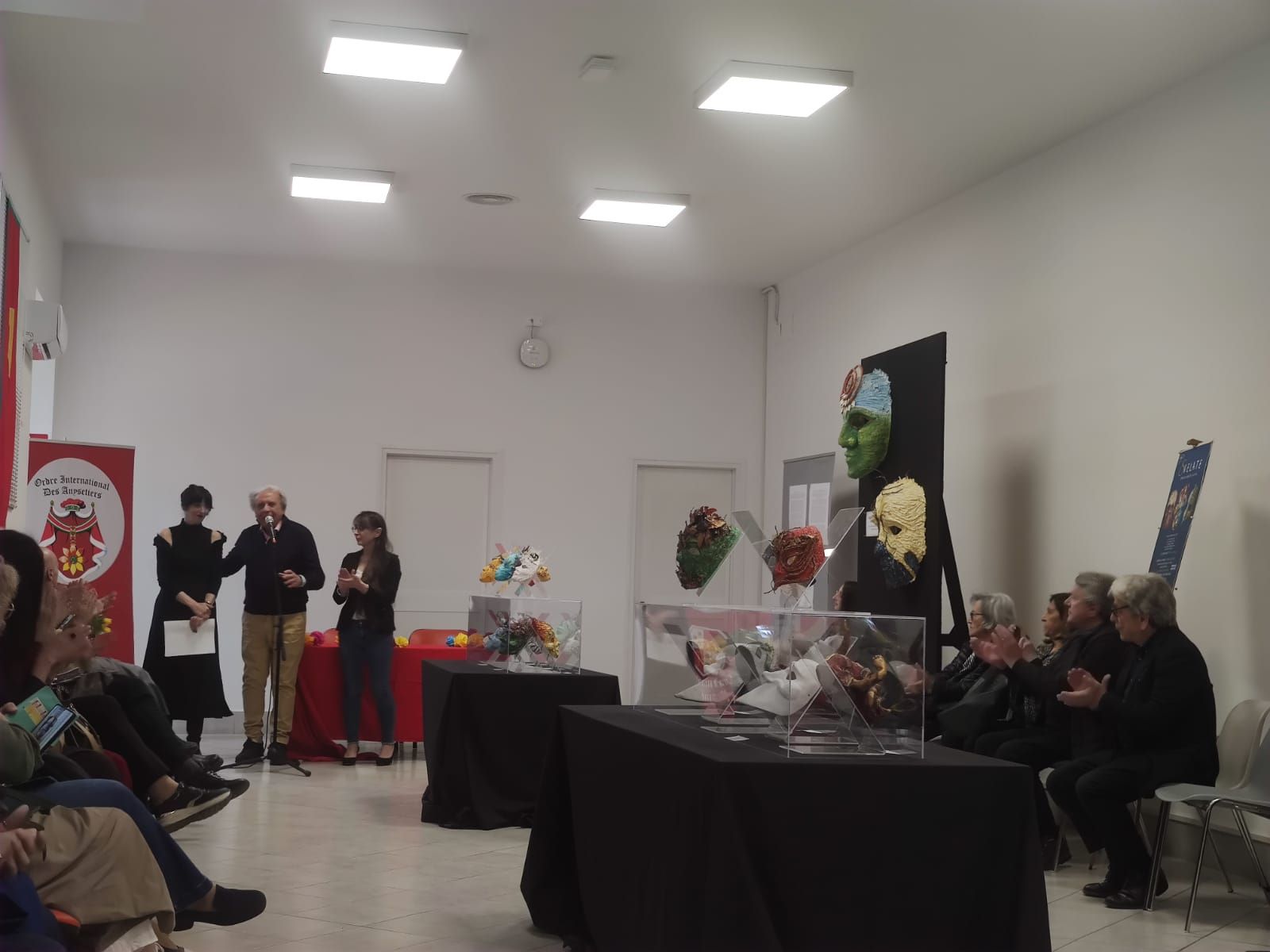 Tutti ad applaudire Ilaria Patamia, Franco Fontana ed Ombretta Luciani