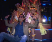 Addio a Nandino: Roma saluta Ferdinando Ventura, l’icona dell’erotismo che ha trasformato la libertà in stile e leggenda