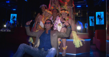 Addio a Nandino: Roma saluta Ferdinando Ventura, l’icona dell’erotismo che ha trasformato la libertà in stile e leggenda