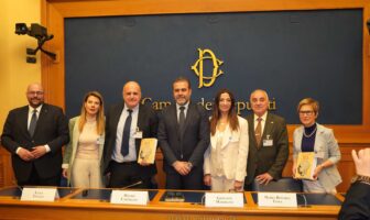 Angelo Lucarella, Carmen Di Stasio, Mauro Castiello, Giovanni Maiorano, Maria Antonia Spartà, Rino De Vito e Maria Rosaria Toma
