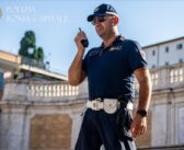 Arresto cardiaco a Piazza di Spagna: salvato dalla Polizia Locale grazie a un intervento immediato