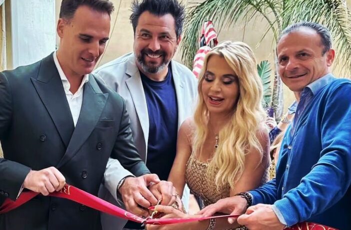 Alessandro Venezia, Sébastien Frey, Valeria Marini ed il Sindaco Cateno De Luca al taglio del nastro di Belcanto Taormina