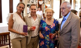 Chiara e il padre Paolo Cuomo con Elettra e Guglielmo Giovanelli Marconi