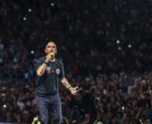 Eros Ramazzotti infiamma San Siro