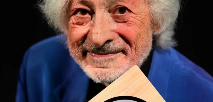 Consegnato il Premio Favignana per il teatro a Leo Gullotta