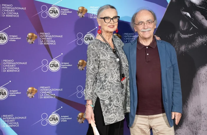 BARBARA-BOUCHET-e-MAURIZIO-NICHETTI-al-Premio-Cinearti-La-Chioma-di-Berenice-2026-credito-foto-ERMA-PICTURES-Lucia-Casone-e-Irene-Strazzeri-1