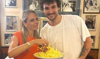 CHIARA-CUOMO-ED-IL-CANTANTE-CARL-BRAVE