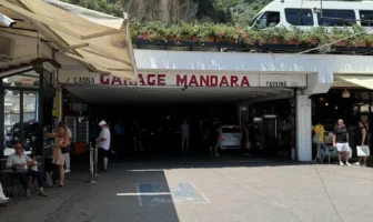 1 FOTO PARKING MANDARA