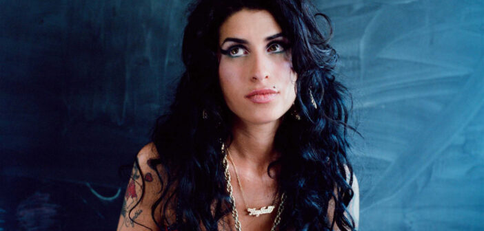 Amy Winehouse, 20 anni di “Back To Black”: arriva la ristampa deluxe
