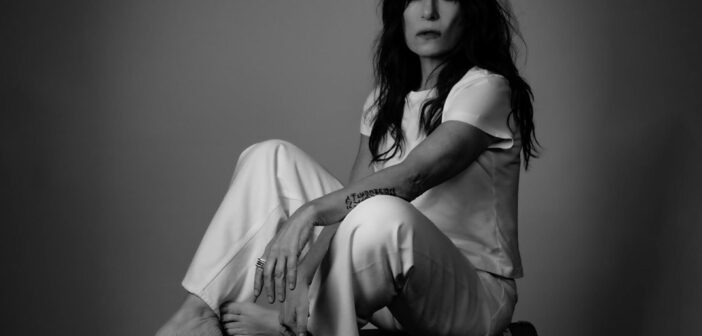 Paola Turci, “E va bene così” anticipa “Amore a dismisura”