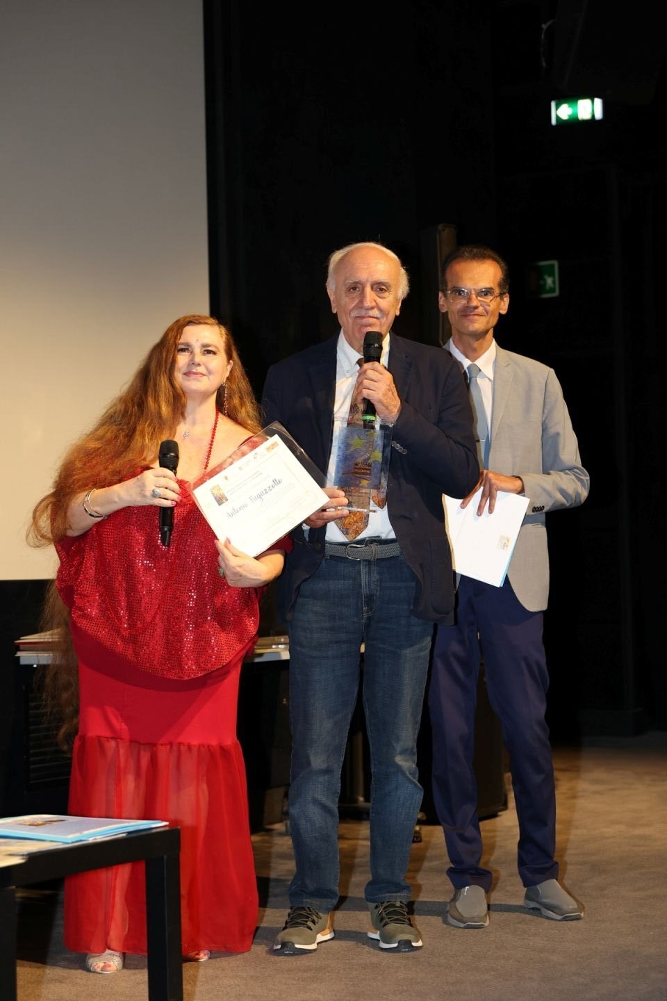 Premiazione Antonio Fugazzotto in foto Graziano Marraffa e Sara Pastore