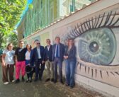 A Roma il murale che si può “leggere” con il tatto: l’arte diventa inclusiva a Testaccio