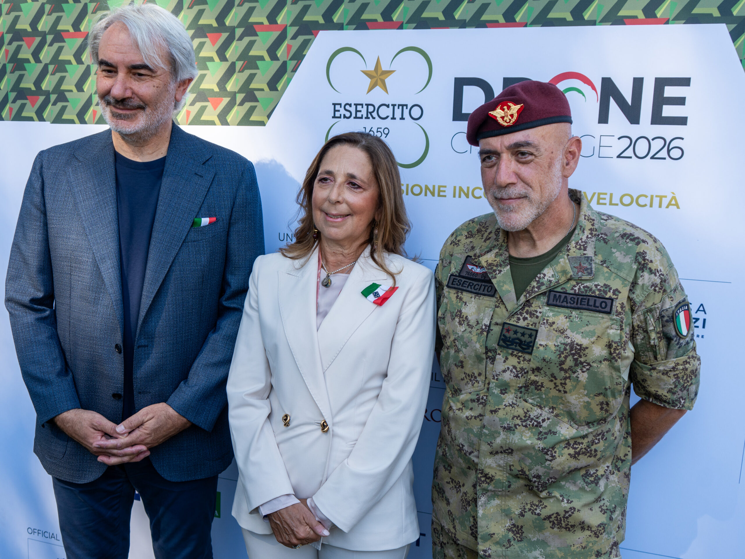 Da sinistra_ L'AD di Difesa Servizi Luca Andreoli, il sottosegretario di Stato alla Difesa Senatrice Isabella Rauti, il Capo di Stato Maggiore dell'Esercito Italiano Generale di Corpo d'Armata Carmine Masiello