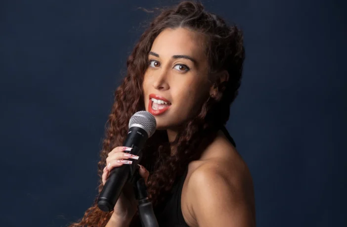 martina bonita