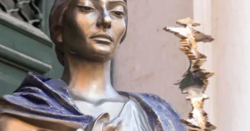 Da domani al Museo di scultura antica Giovanni Barracco “Divina d’Acciaio”