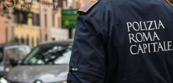 Torre Argentina, aggredisce un uomo al ristorante
