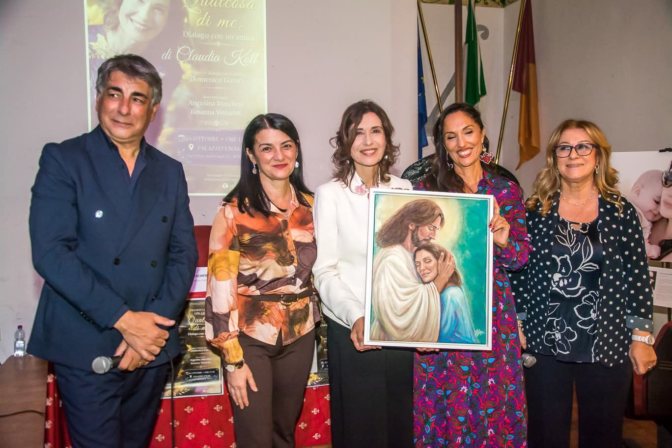 Da sinistra Domenico Gareri, Rosanna Vetturini, Claudia Koll, Fabiana Sepe della sezione pittura ed Angiolina Marchese