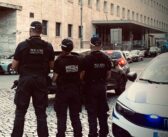Stazione Termini, 29enne arrestato: divelta una telecamera e usata contro un’auto