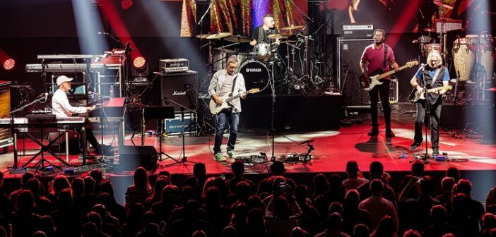 Dire Straits Legacy, tre concerti in Italia per rivivere i grandi successi della band